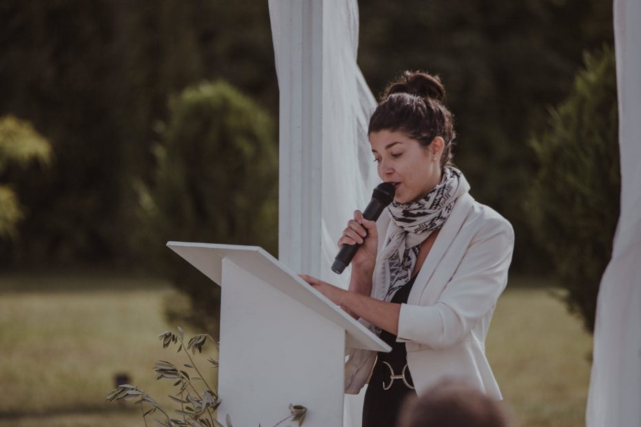 Mélanie de l'expression du bonheur